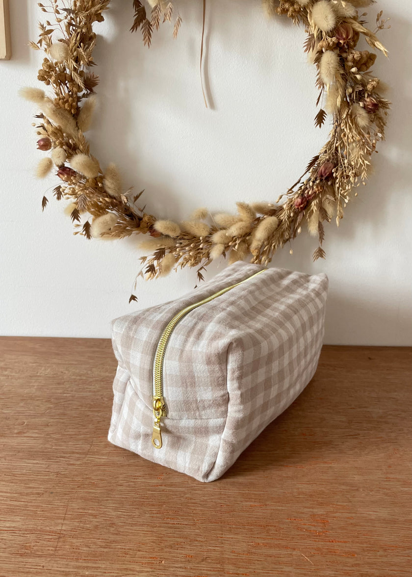 trousse de toilette gros carreau beige femme